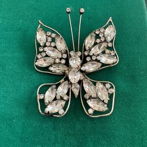 Elegant Vintage Silver Butterfly Brooch